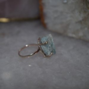 Bague Anneau Simple Cristal Naturel de Larimar